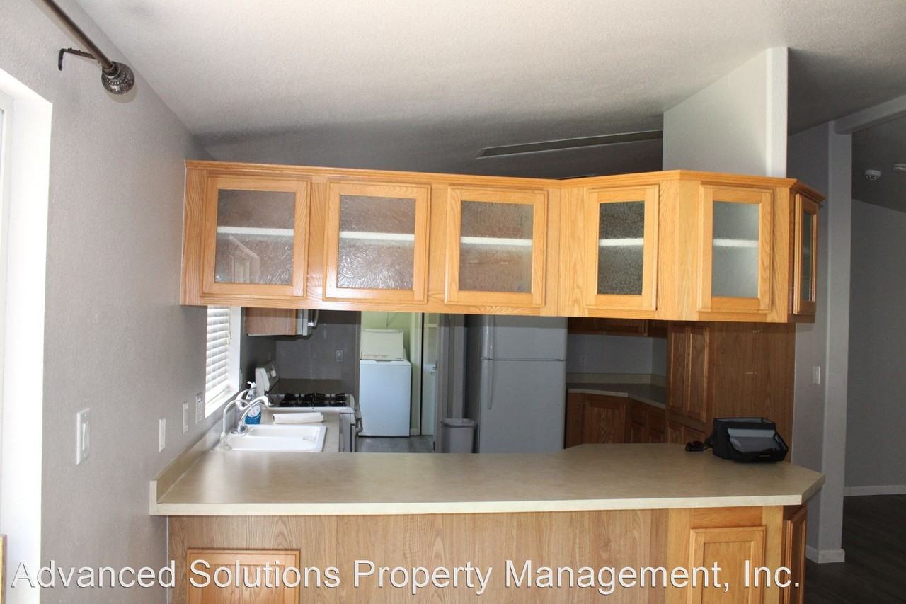 8650 Colonial Manor Dr - Photo 2 of 21