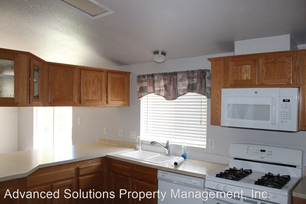 8650 Colonial Manor Dr - Photo 3 of 21