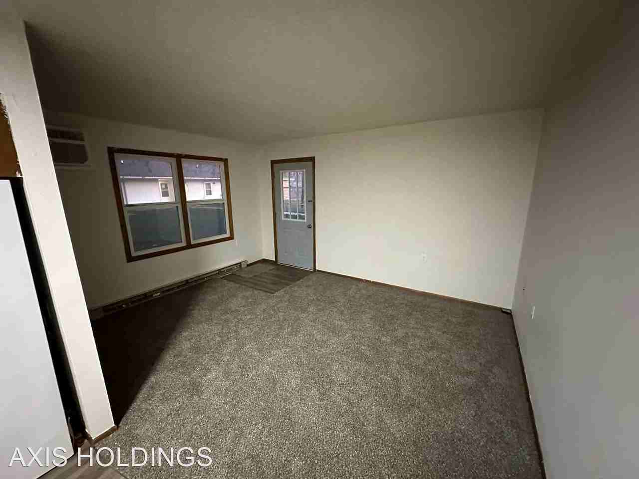 101 & 102 Sparta Street - Photo 3 of 5