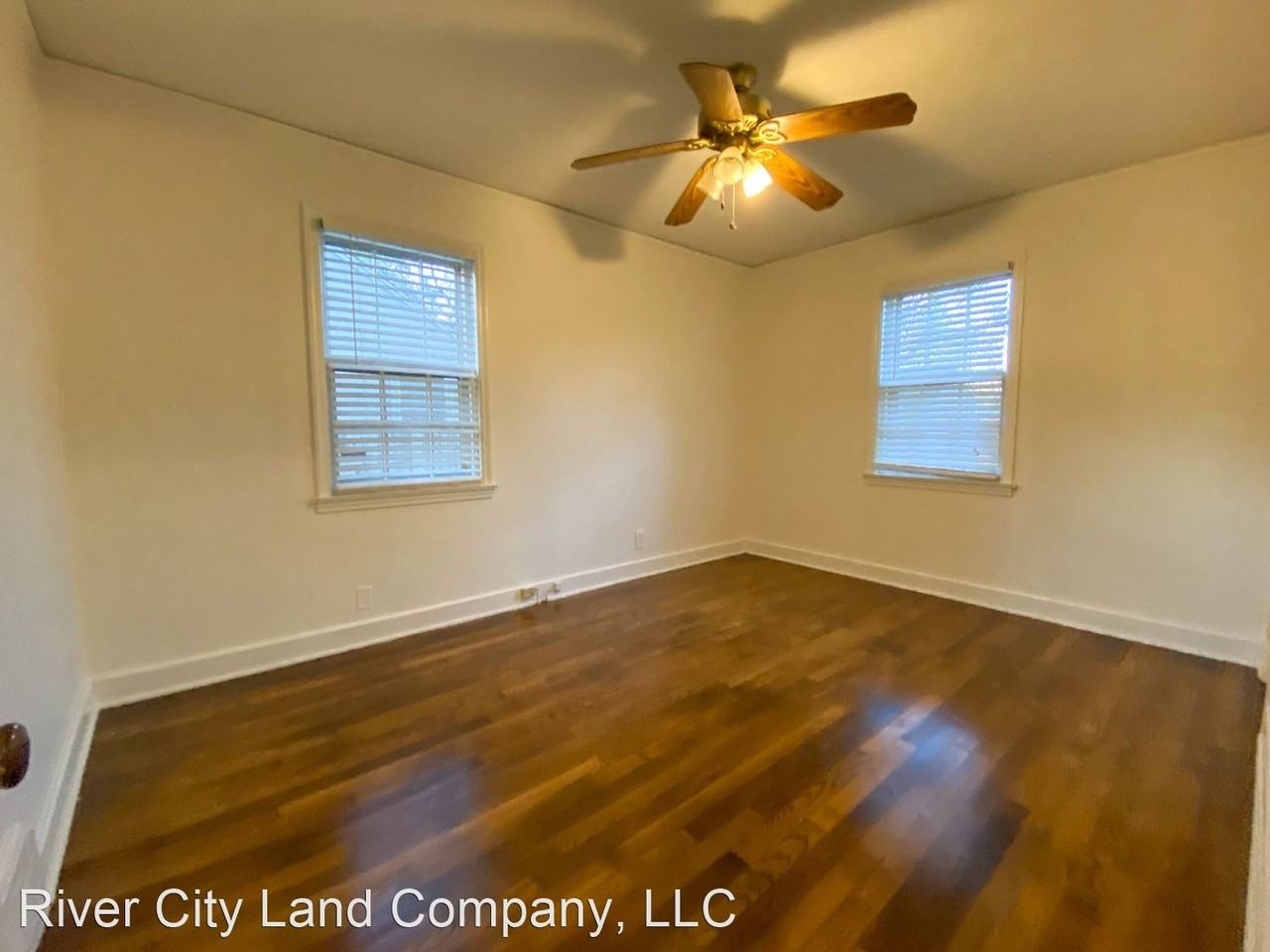 3151 N Lafayette Cir - Photo 3 of 21