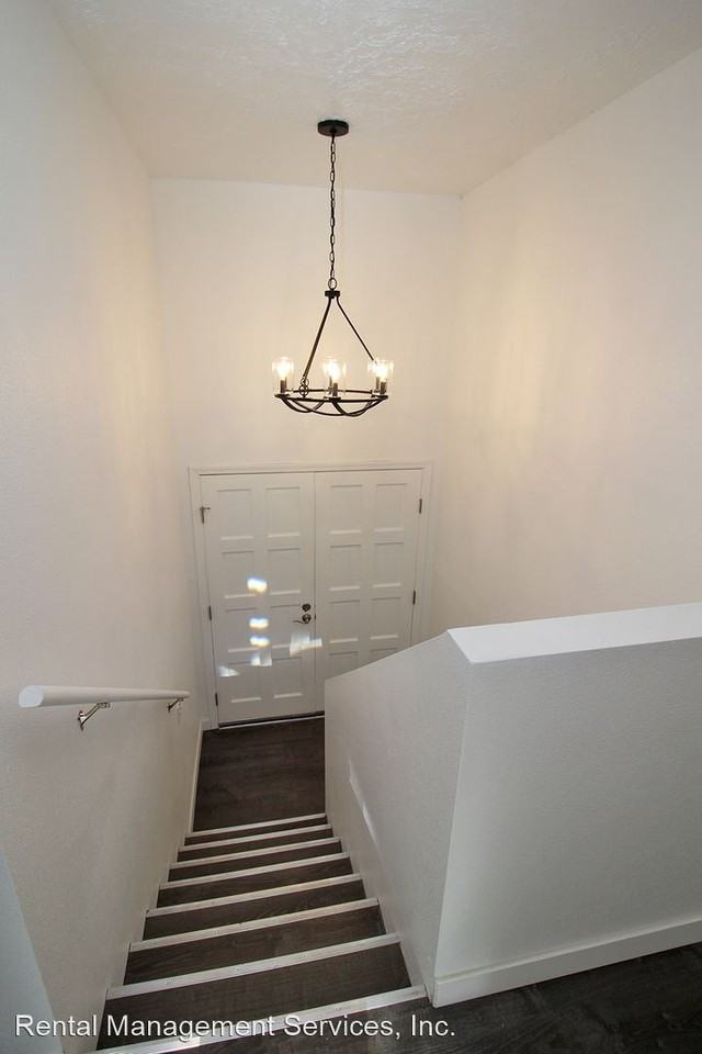 510 Sw 4th St - Photo 3 of 33