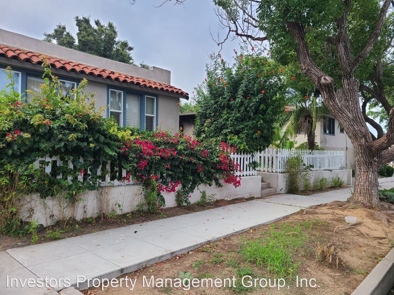 701707 Sportfisher Drive 422 N. Ditmar Street Apartments in Loma Alta