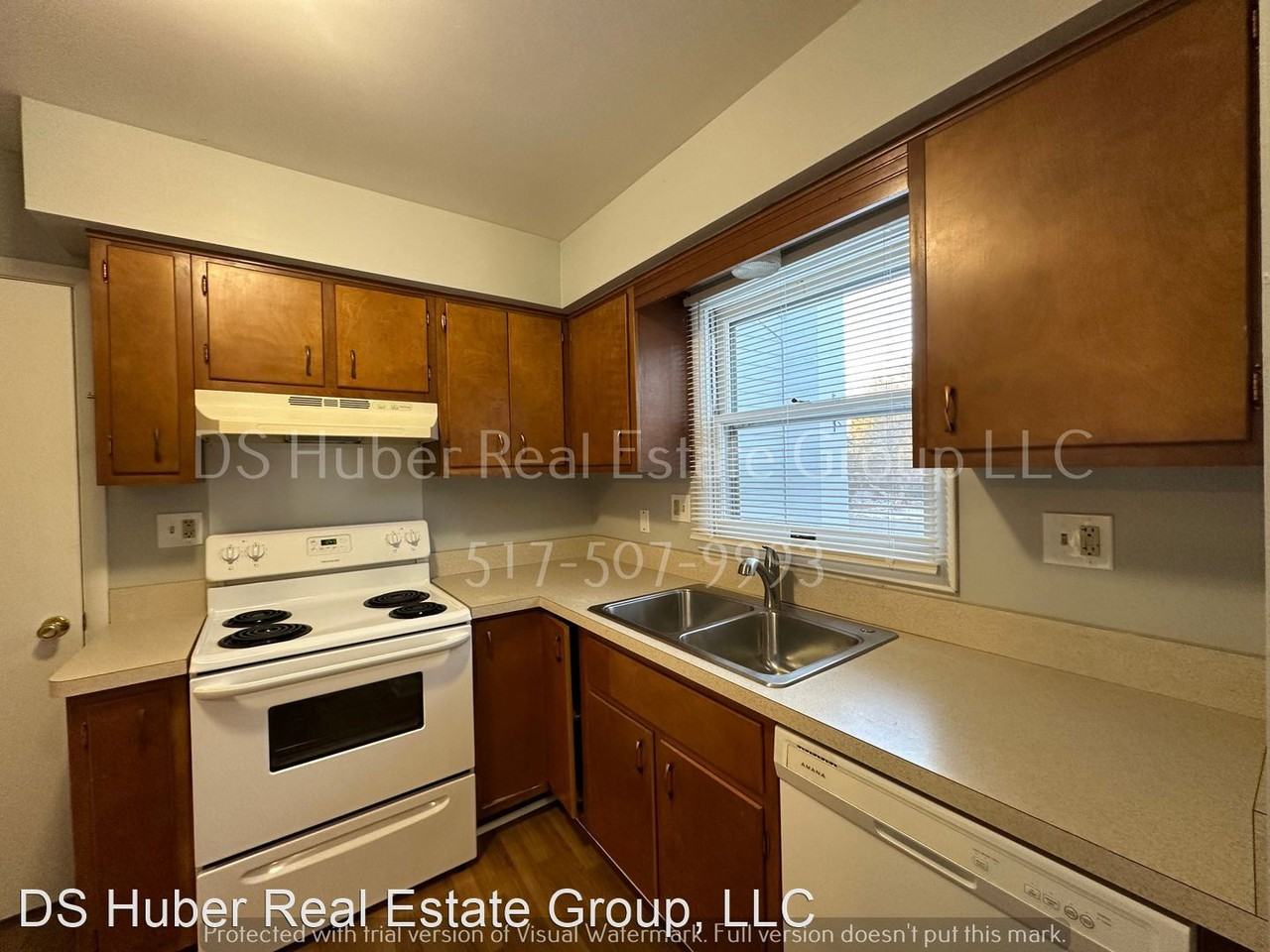 5730/5732 Ridgeway - Photo 3 of 14