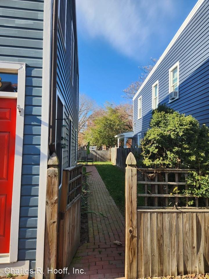 408 N Payne St - Photo 3 of 20