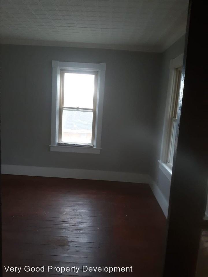 54-56 Central Ave - Photo 3 of 13