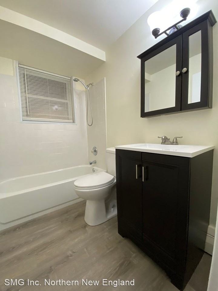 270 Nesmtih Street - Photo 3 of 6