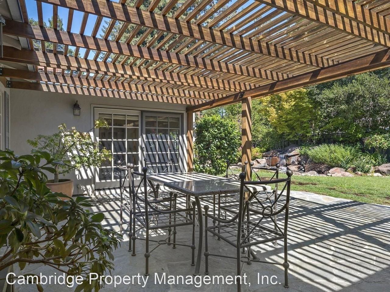 1340 Corinne Ln - Photo 3 of 18