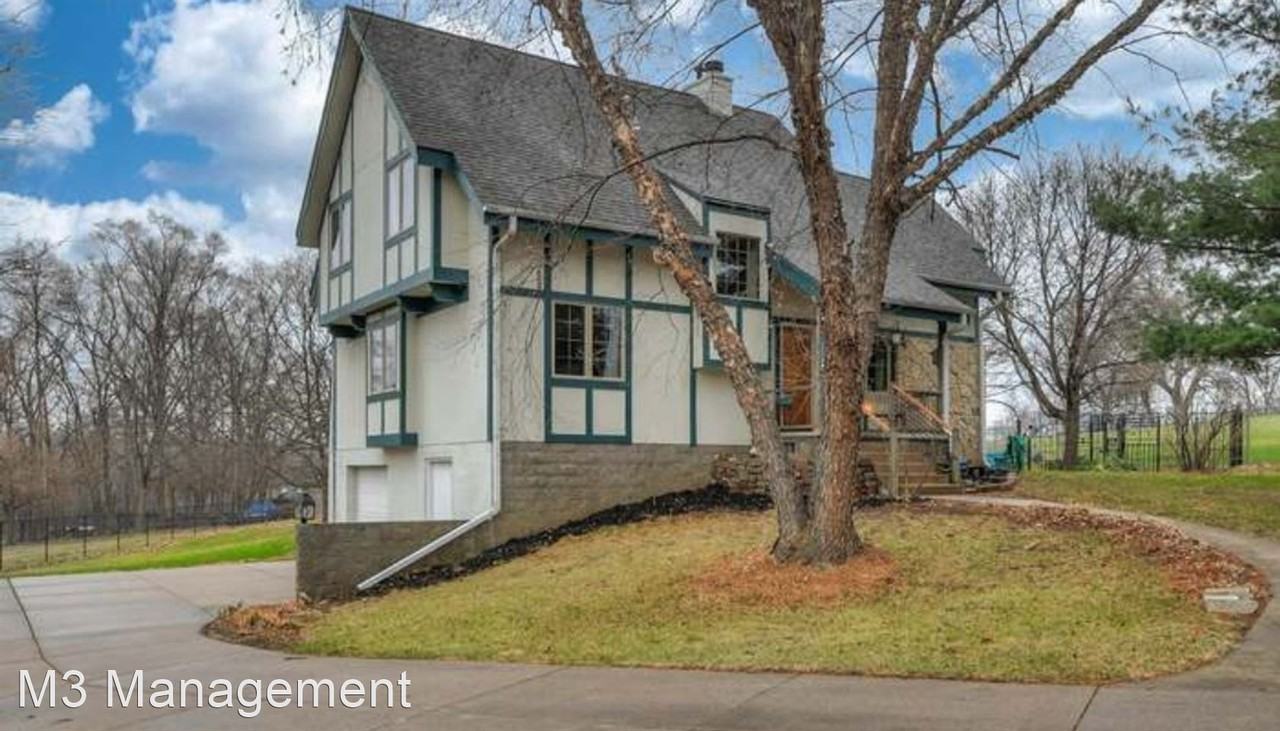 7315 Pinkney St - Photo 2 of 18