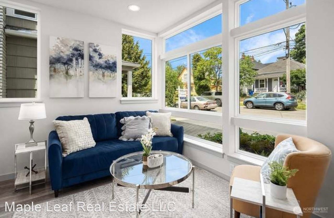 2043C Nw 60th St - Photo 2 of 26