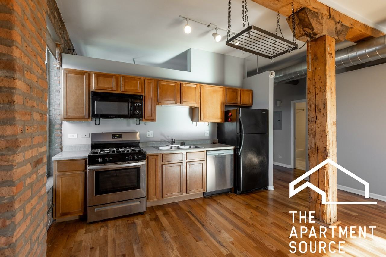 1822 S Bishop St #304 - Photo 4 of 22