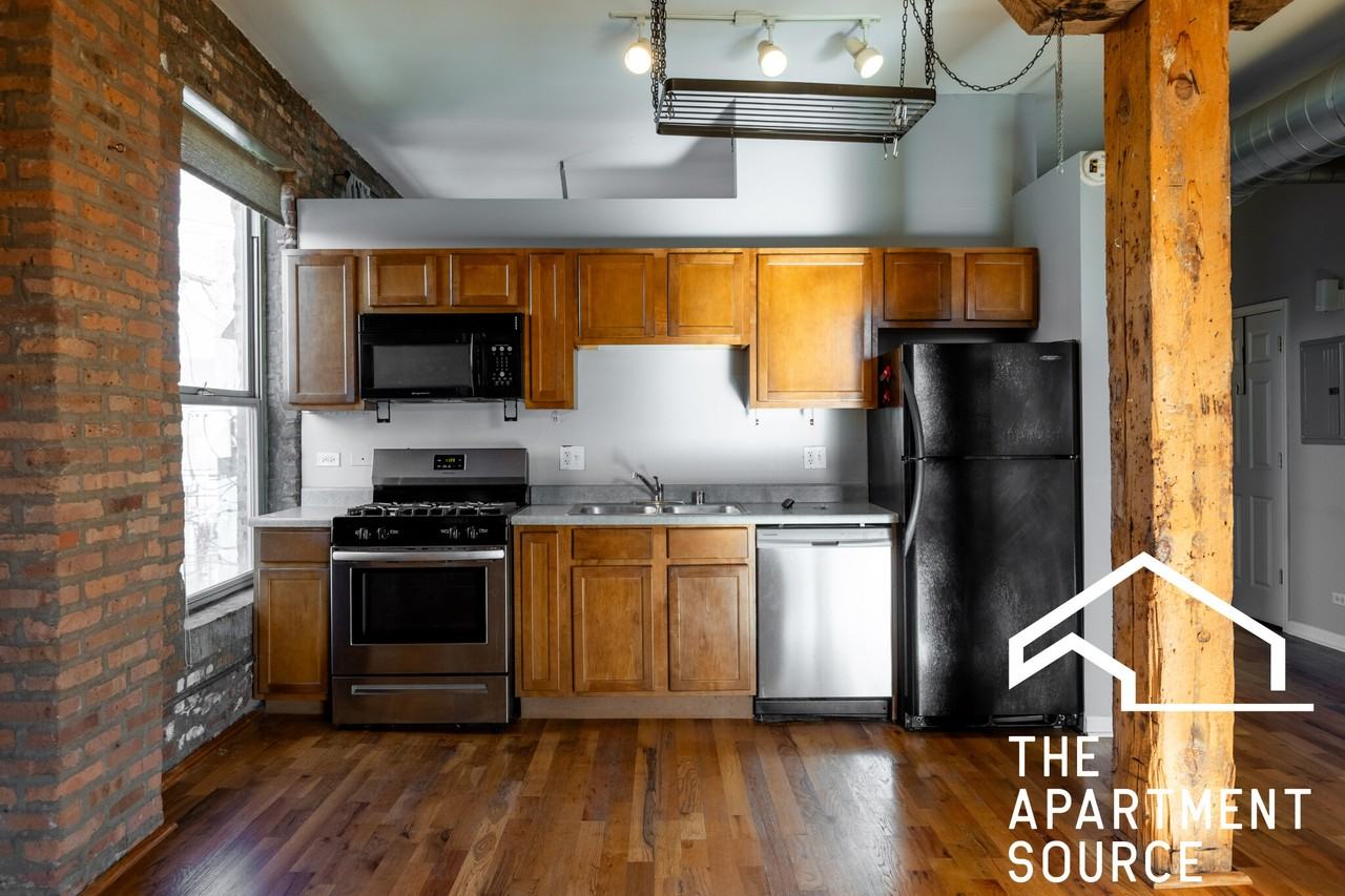 1822 S Bishop St #304 - Photo 5 of 22