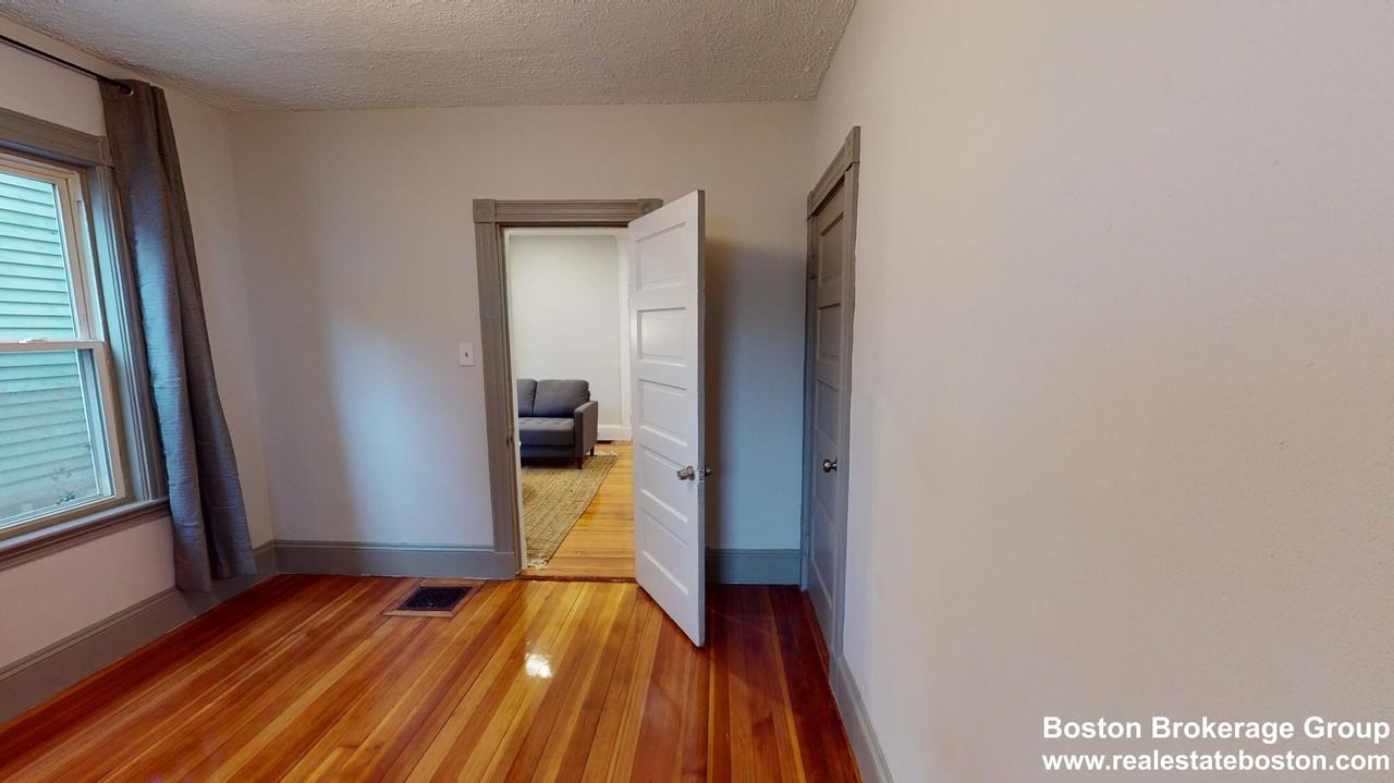 19 Sudan St #1 - Photo 7 of 16