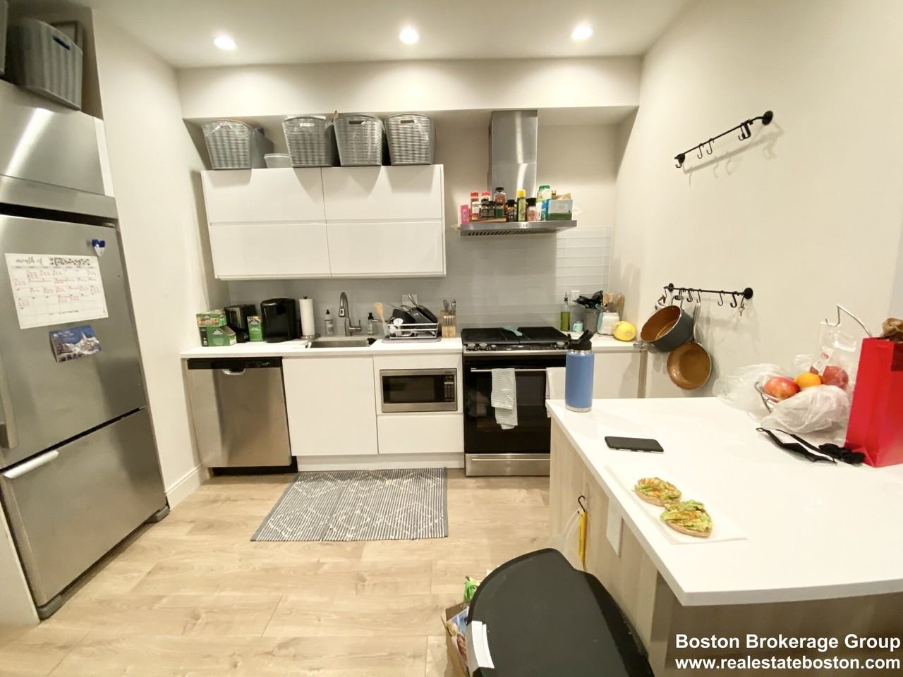 118 Buttonwood St #1RM3