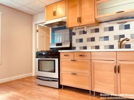 featured image of 105 Buttonwood St #1