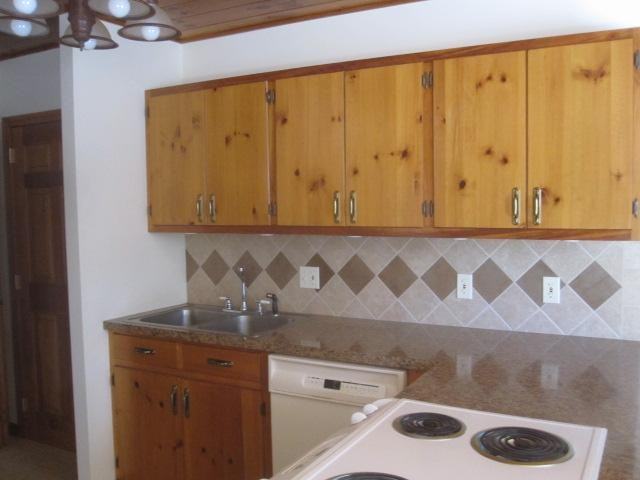 10 Holmes St 2 - Photo 2 of 16