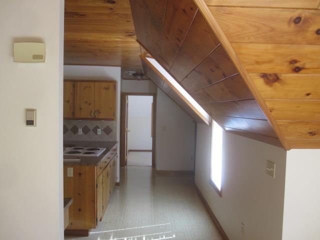 10 Holmes St 2 - Photo 3 of 16