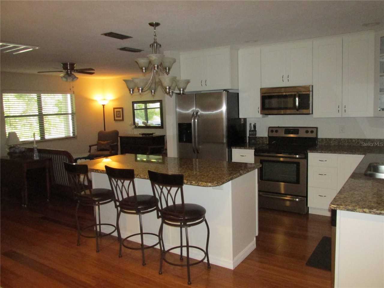 1767 Belvidere Rd - Photo 3 of 15