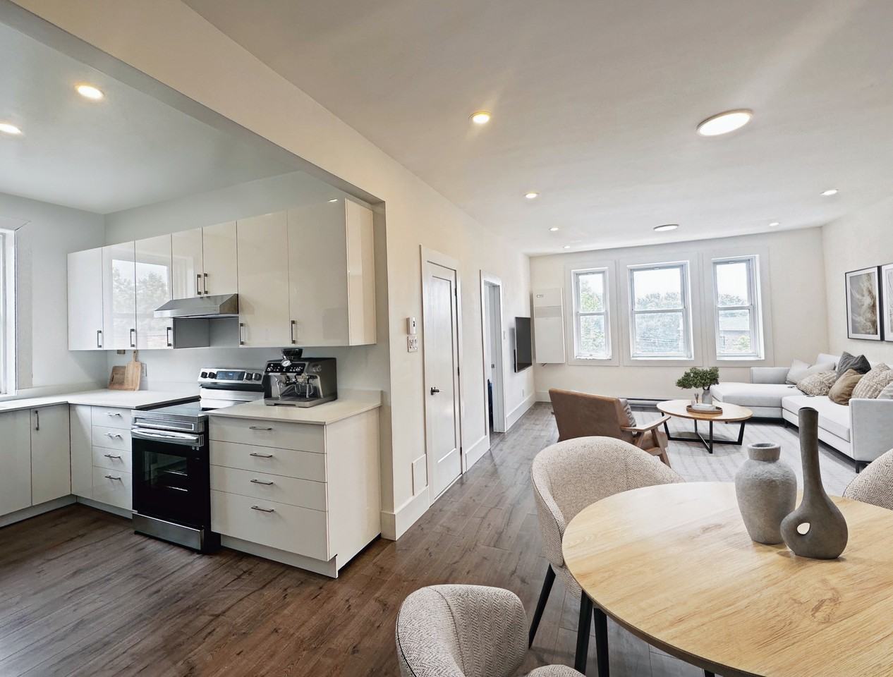 5235 Chemin de la Côte Saint Luc #24