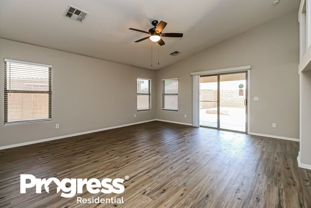 22159 E Via Del Rancho - Photo 3 of 16