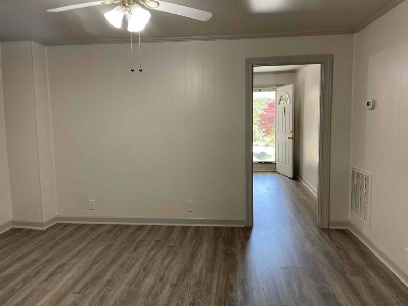 49 Oakland Dr - Photo 3 of 14