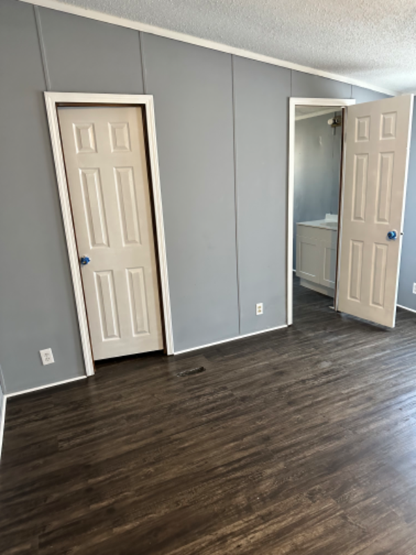 705 Willard D Lewis St - Photo 3 of 15