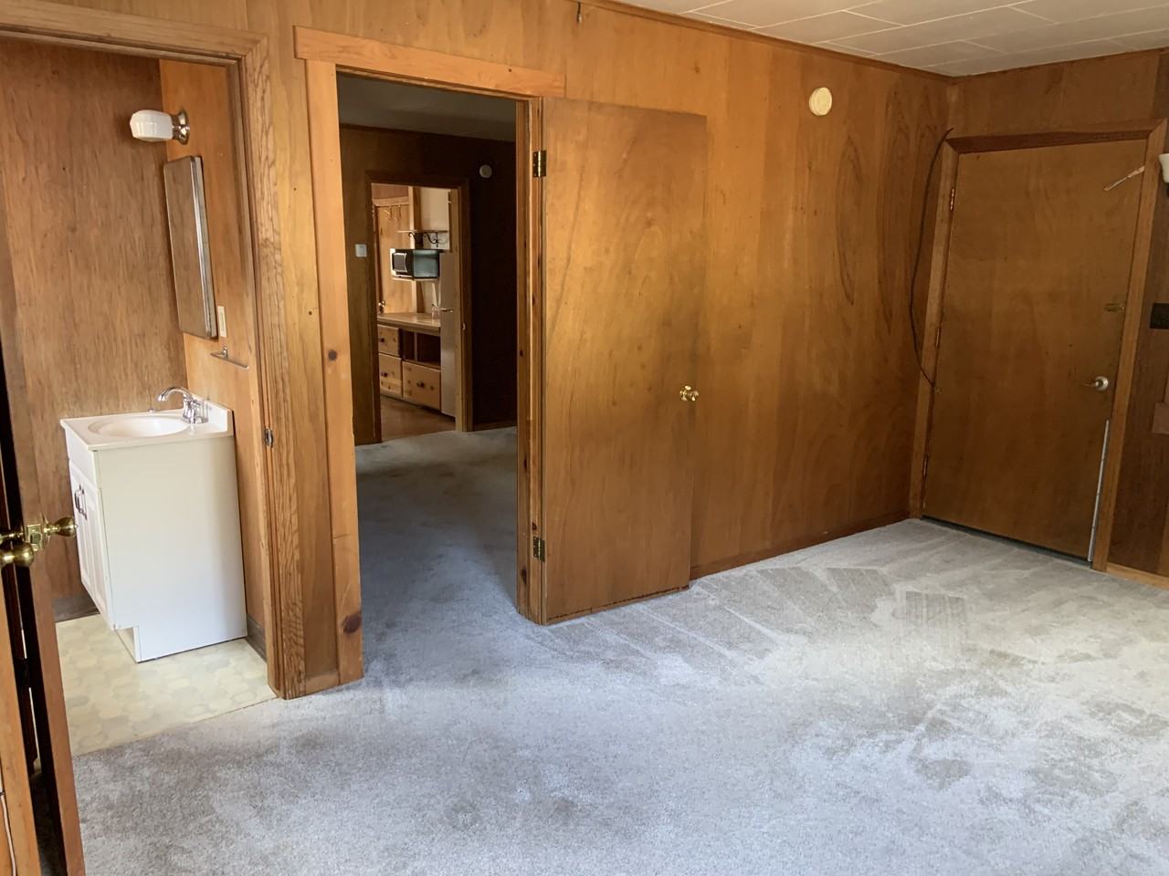 8758 North Lake Boulevard #c - Photo 3 of 6