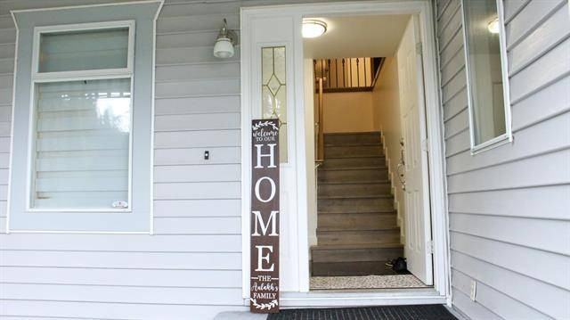 23422 Sandpiper Avenue - Photo 2 of 17