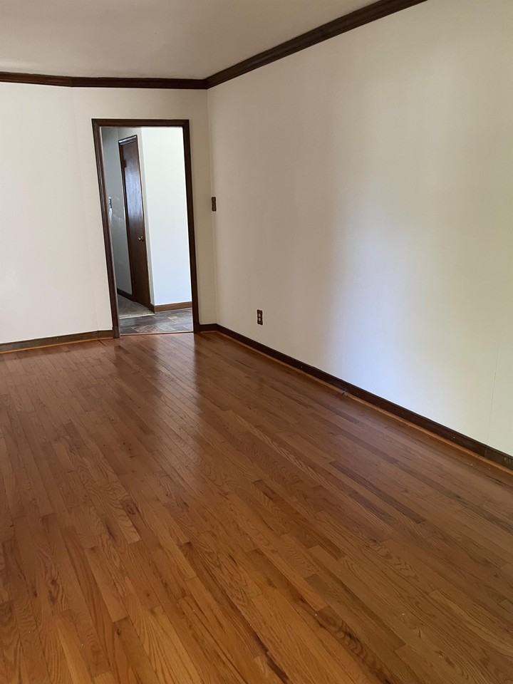 114 N Rose Ave #1 - Photo 6 of 19