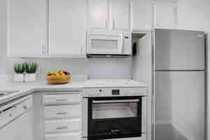 featured image of 14440 Dickens St