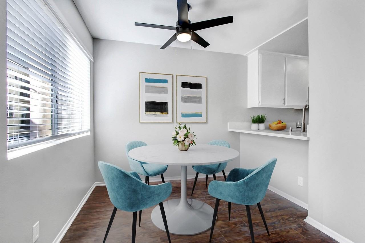 Park Dickens - Photo 4 of 69