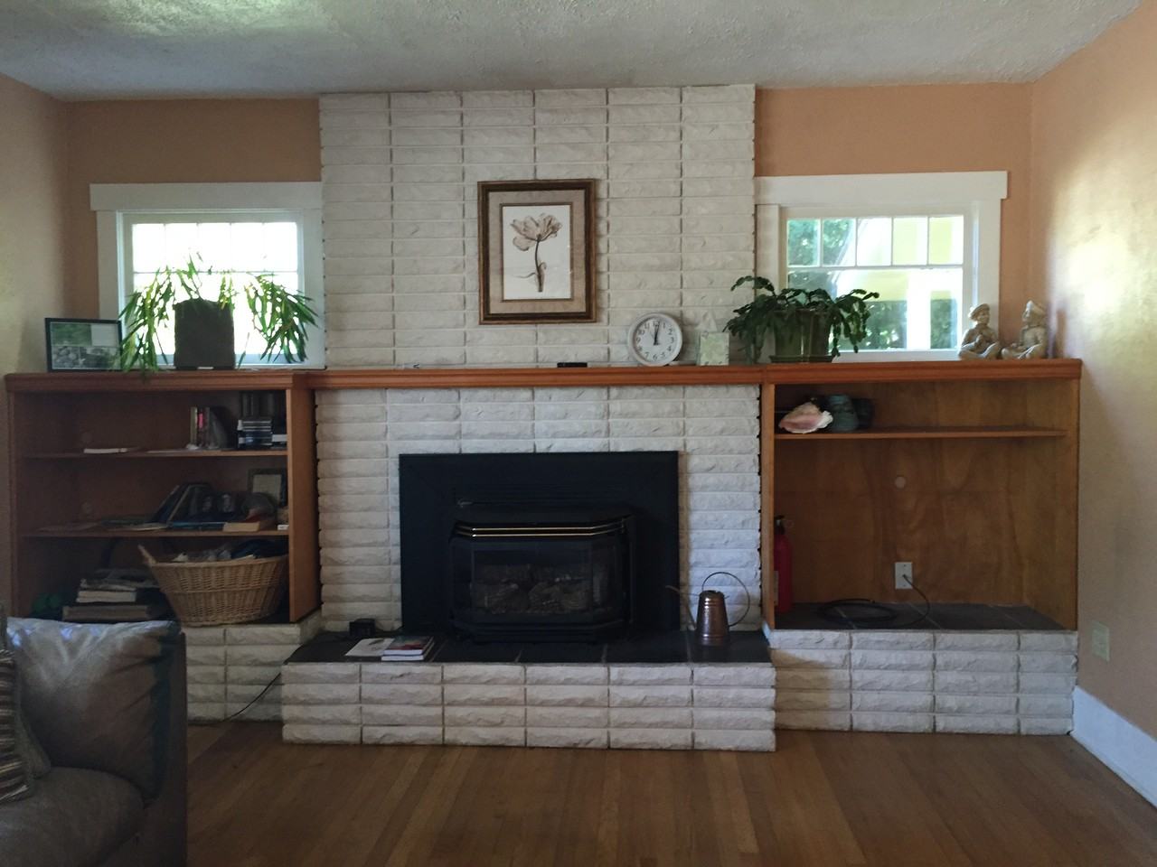 2910 Maringo Rd SE - Photo 2 of 9