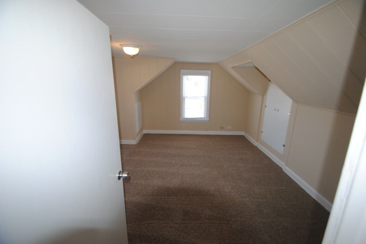 9300 Richmond Ave - Photo 3 of 10