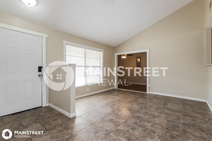 1065 Kit Ct - Photo 3 of 16