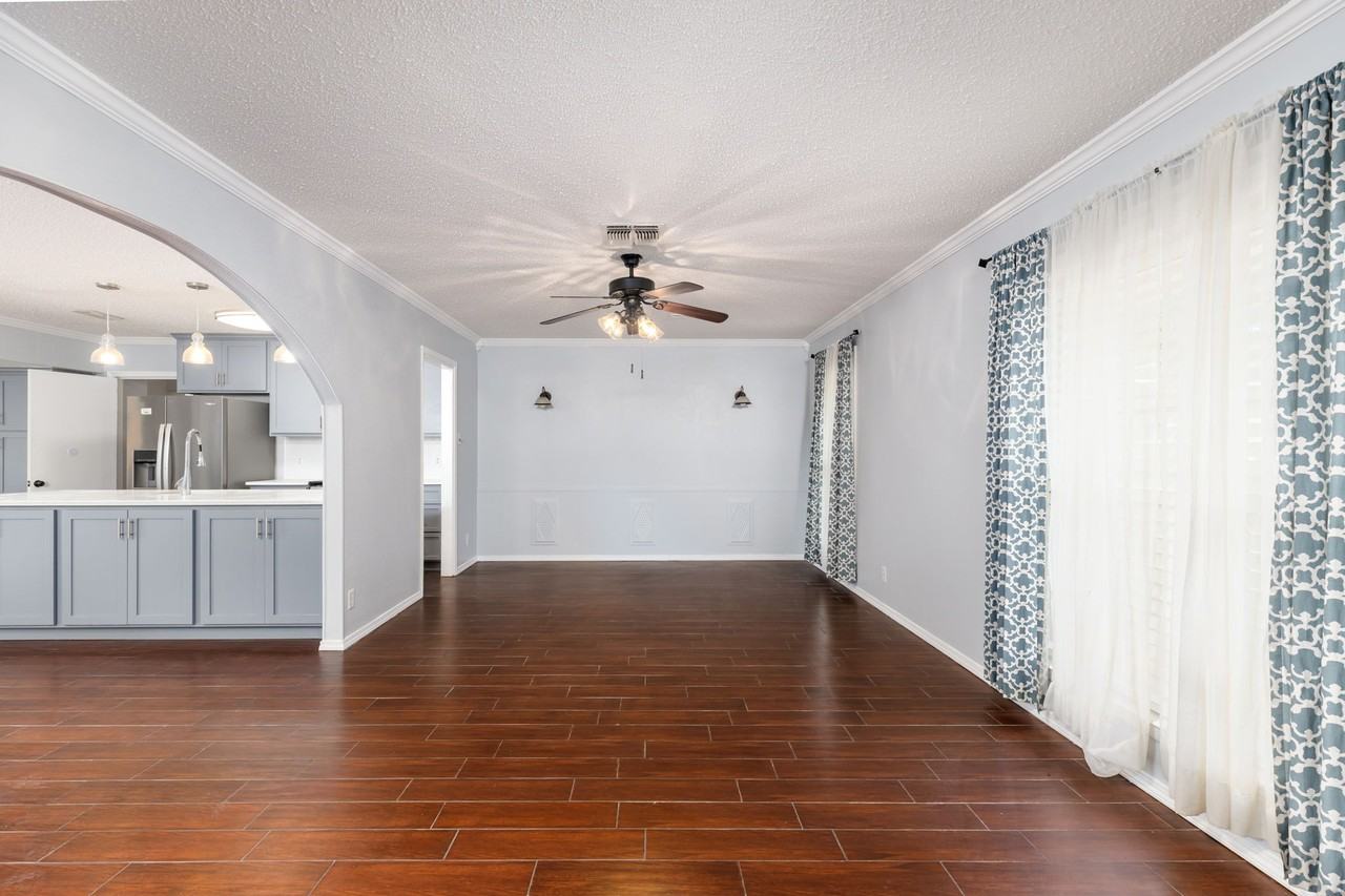 10615 Lands Run St #10615 - Photo 5 of 30