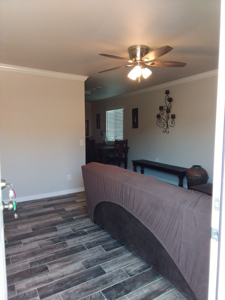 534 W Murphy St #1 - Photo 3 of 7