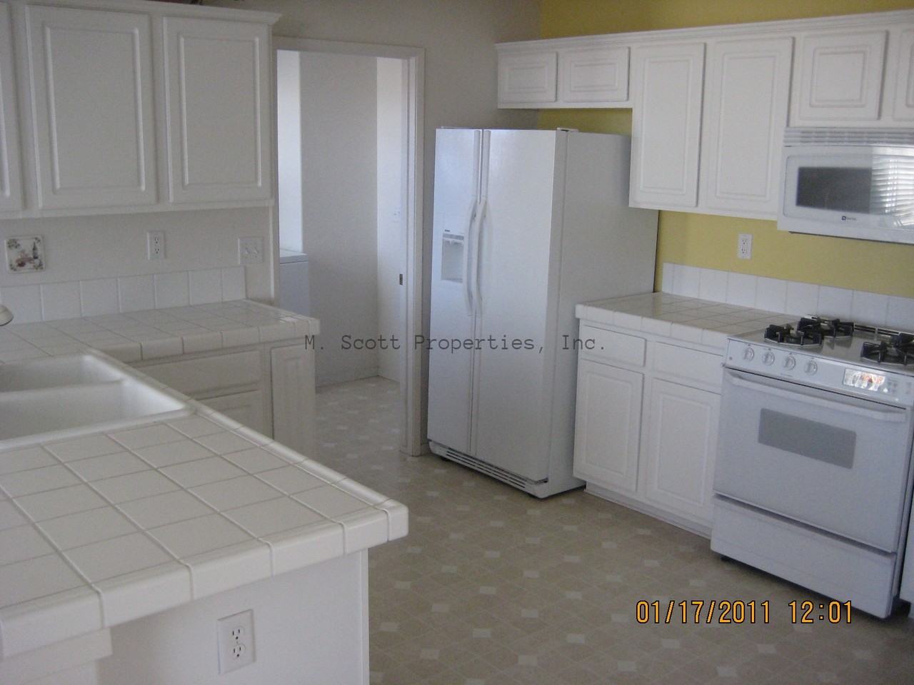 1063 Cedar Crest Dr #NA - Photo 3 of 4
