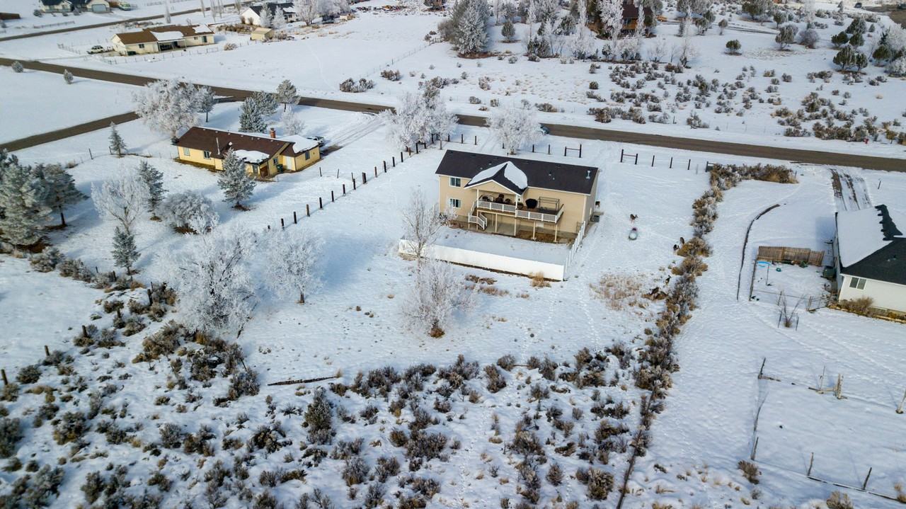 522 Croydon Dr #NA - Photo 2 of 17