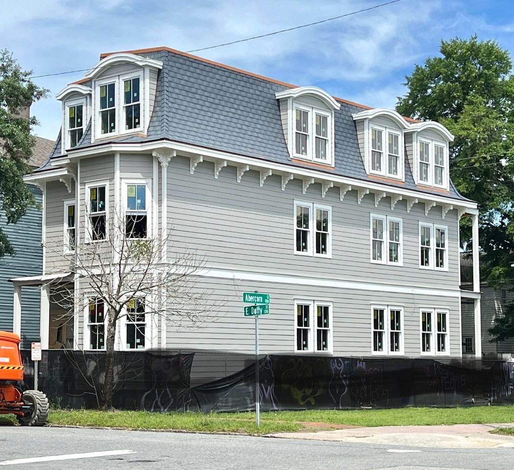 120 East Duffy StreetApt C (Floor 3) #C - Photo 2 of 25