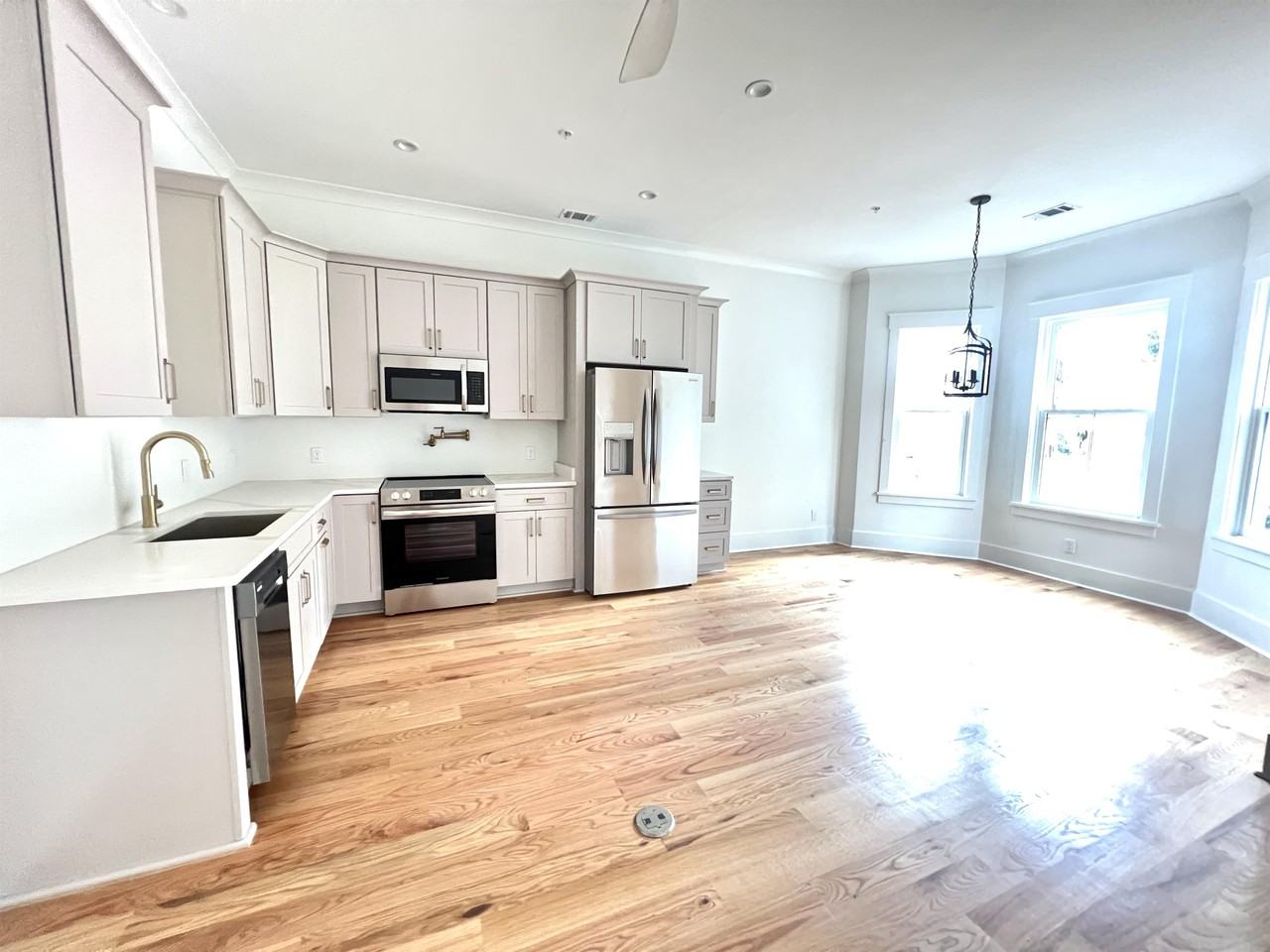 120 East Duffy StreetApt C (Floor 3) #C - Photo 6 of 25