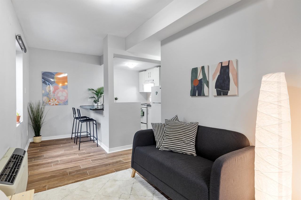 486 Albert St #205 - Photo 2 of 18