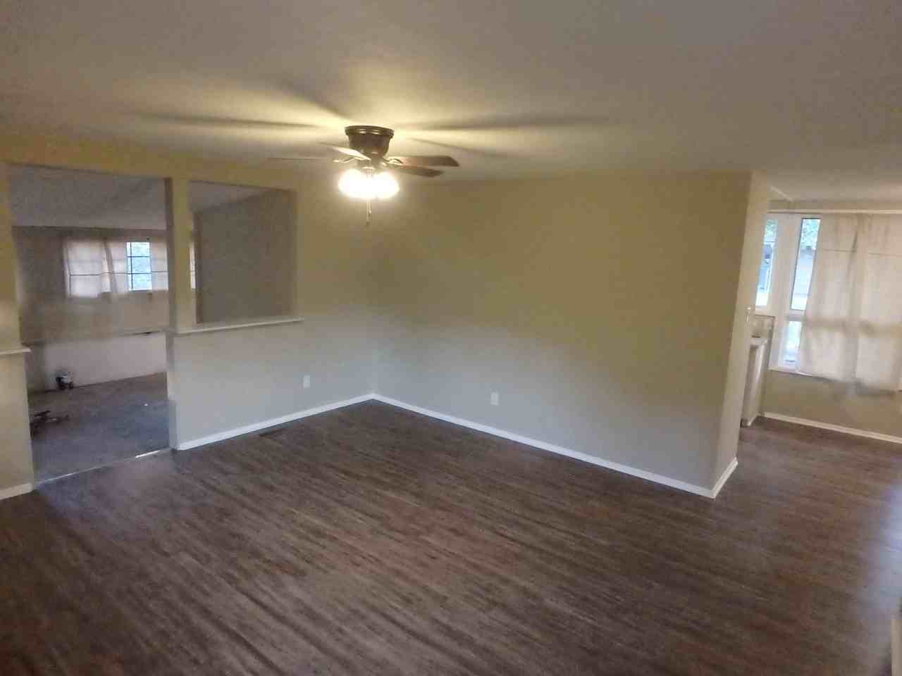 1419 Southwest Caledon Street - Photo 2 of 10