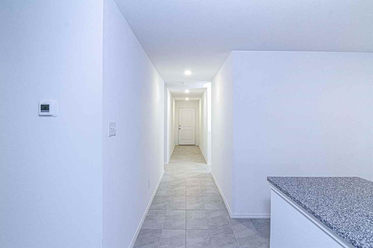 404 Dewberry St #1 - Photo 4 of 33