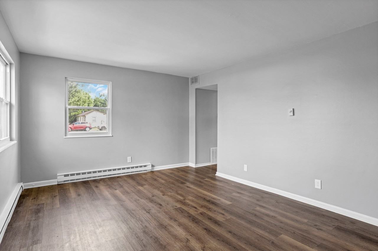 505 Tower Ct #505 - Photo 2 of 28