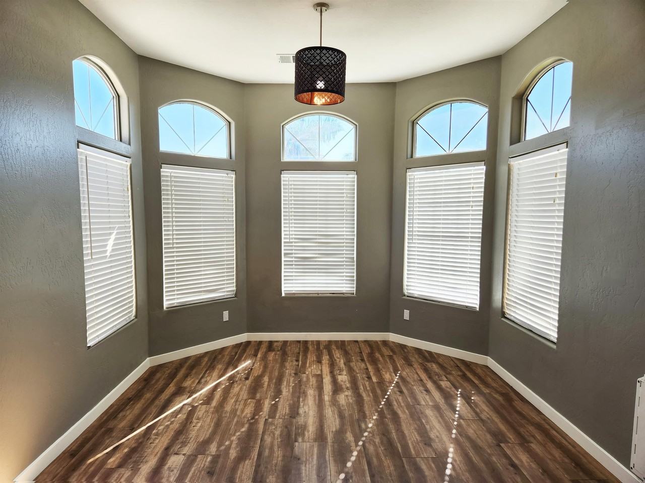 8608 Hoodsport Ave #1 - Photo 6 of 19