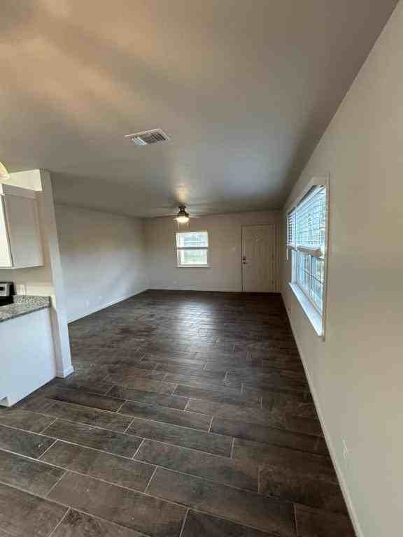 3105 Vista Ln - Photo 4 of 21