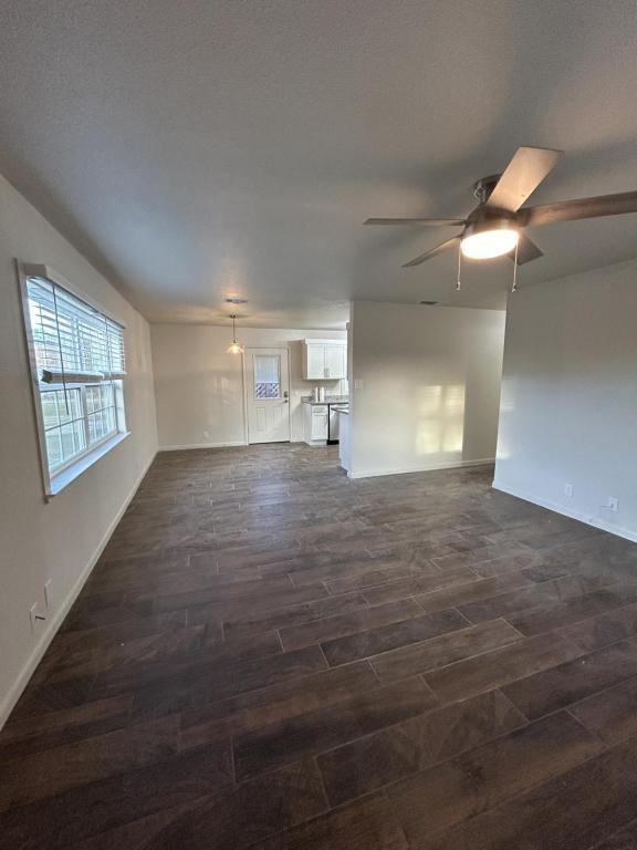 3105 Vista Ln - Photo 3 of 21