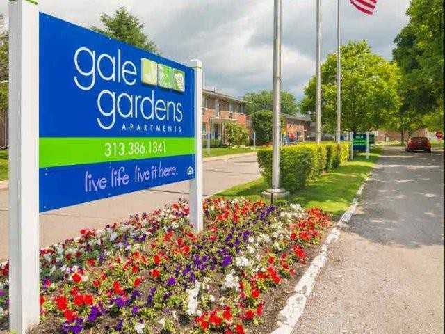 Gale Gardens - Photo 2 of 17