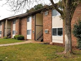 featured image of 1420 W Madison St