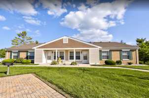 featured image of 888 E Russ Rd