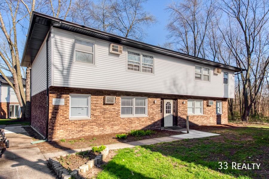 2394 Dixie Dr #D - Photo 2 of 18